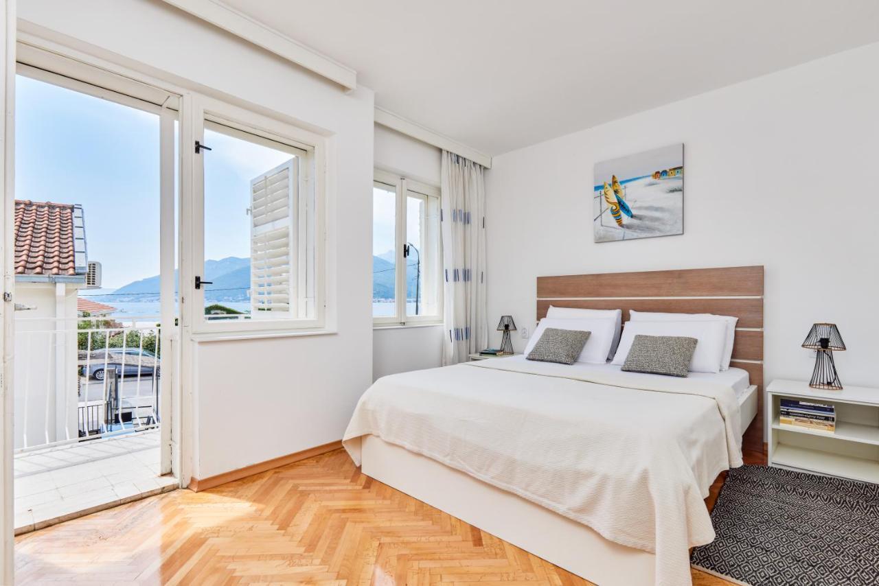 ティヴァト Waikiki Beach Houseヴィラ エクステリア 写真