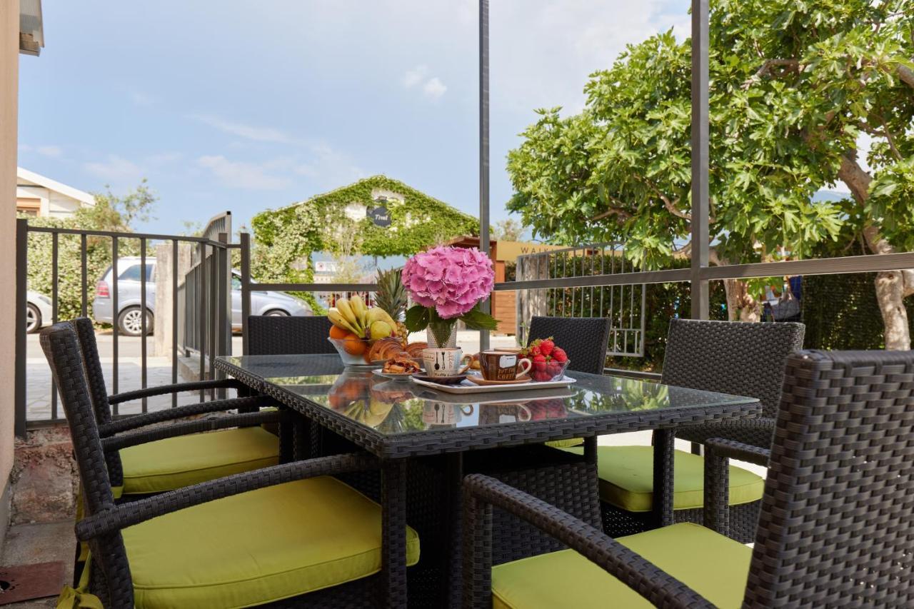 ティヴァト Waikiki Beach Houseヴィラ エクステリア 写真