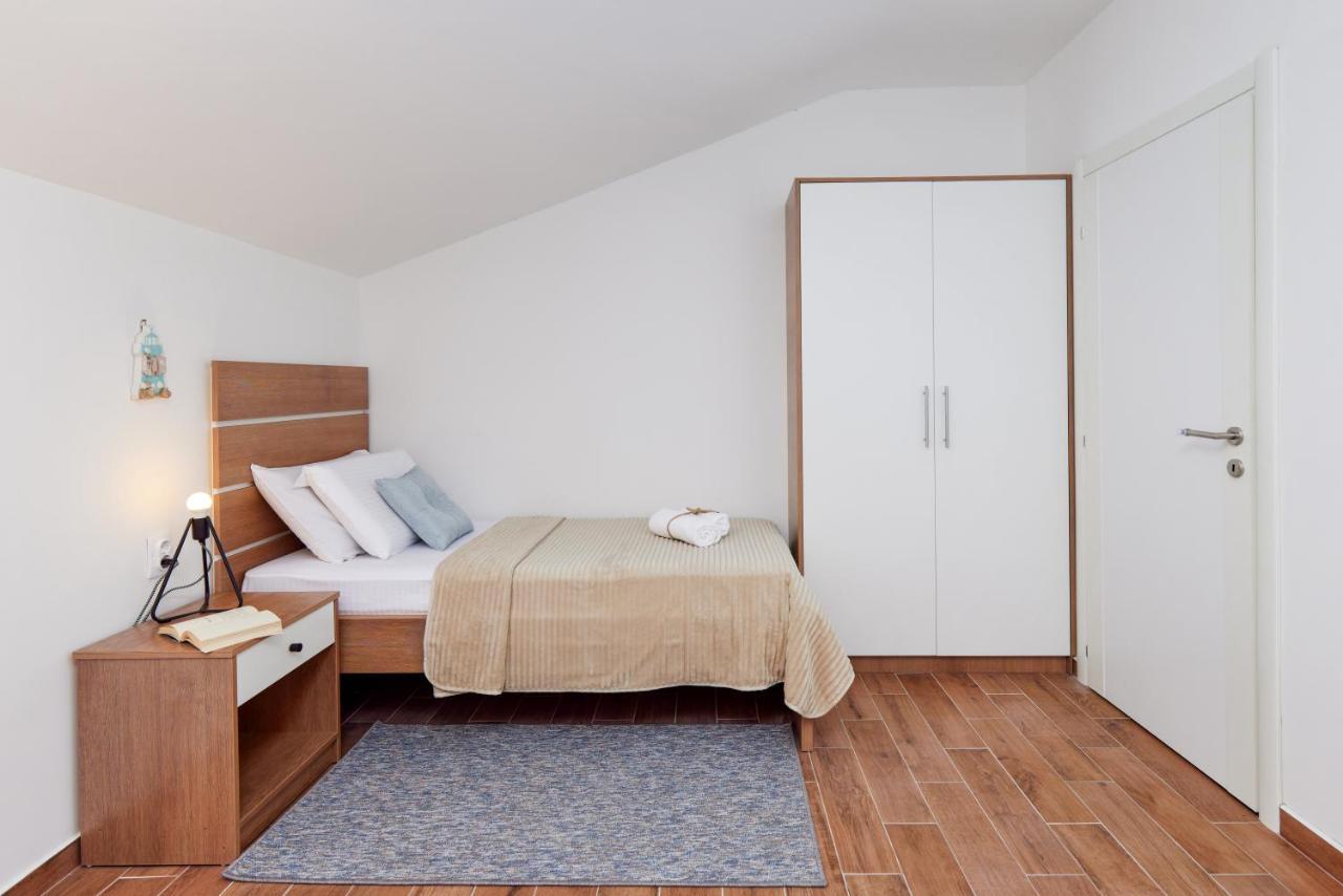 ティヴァト Waikiki Beach Houseヴィラ エクステリア 写真